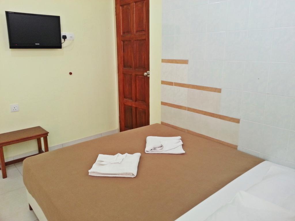 Sakiza View Hotel Mersing Quarto foto