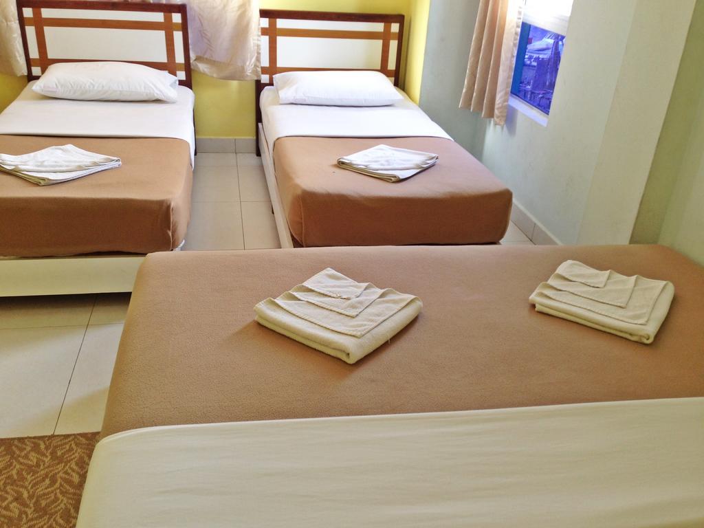 Sakiza View Hotel Mersing Quarto foto