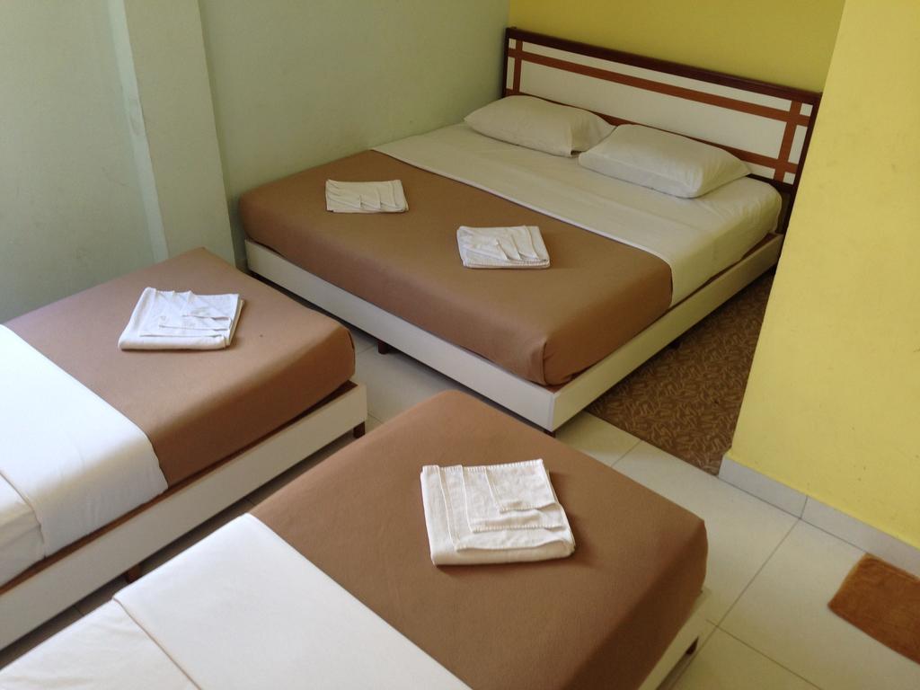 Sakiza View Hotel Mersing Quarto foto