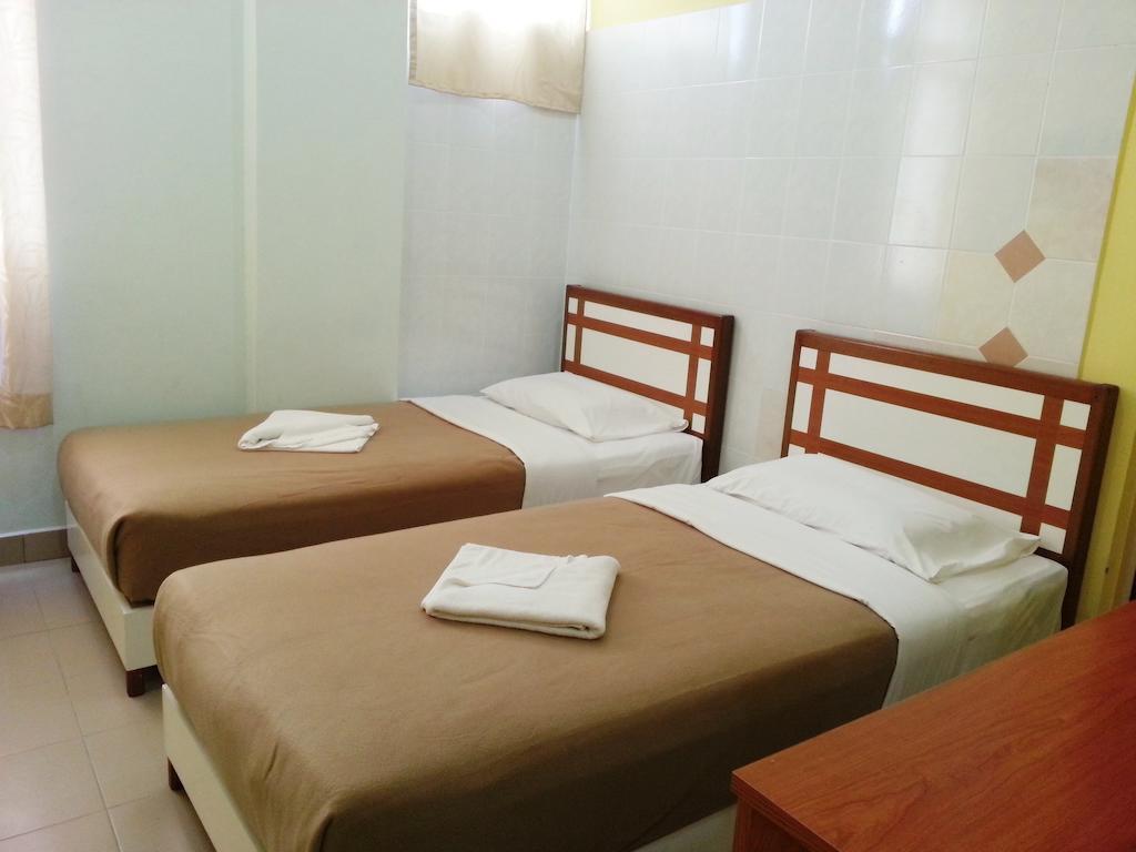 Sakiza View Hotel Mersing Quarto foto